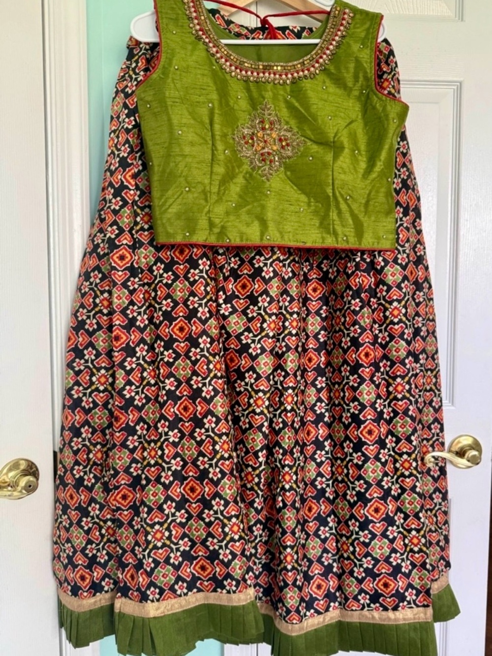 Womens Indian lehenga choli